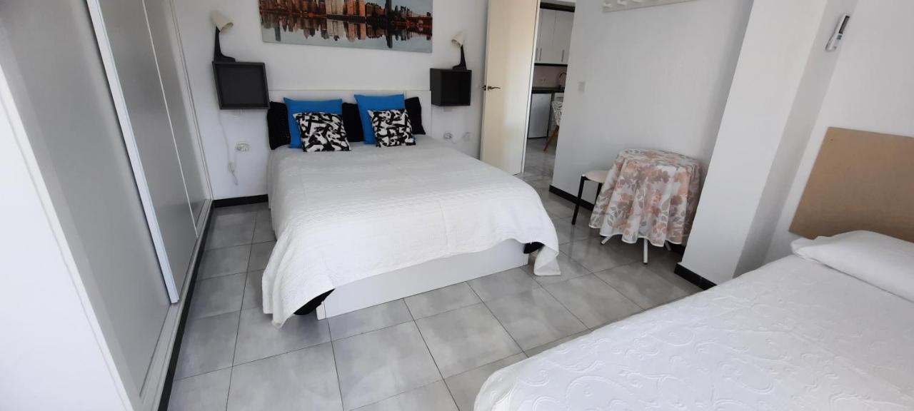 Happy Loix Apartamento Wifi Aa Benidorm Luaran gambar