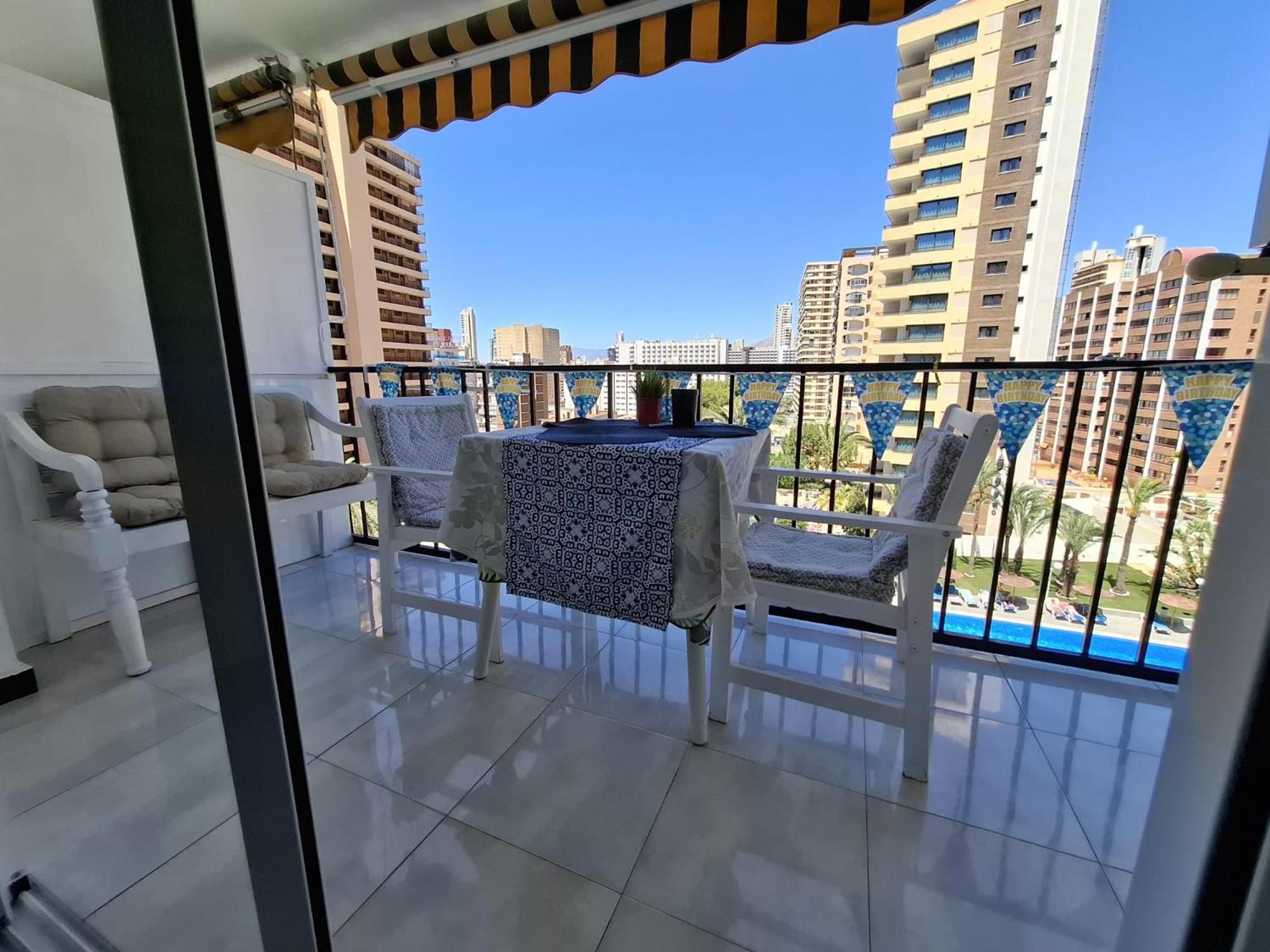 Happy Loix Apartamento Wifi Aa Benidorm Luaran gambar